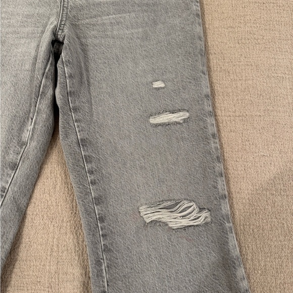 Light Gray Ripped Jeans - Picture 6 of 7